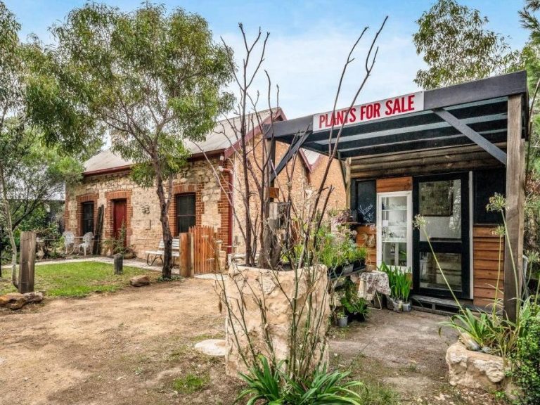 The Blacksmith Hub at Aldinga offering buyers a quirky investment opportunity