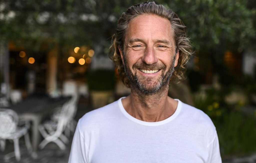 Merivale boss Justin Hemmes buys The Whale Inn in Narooma