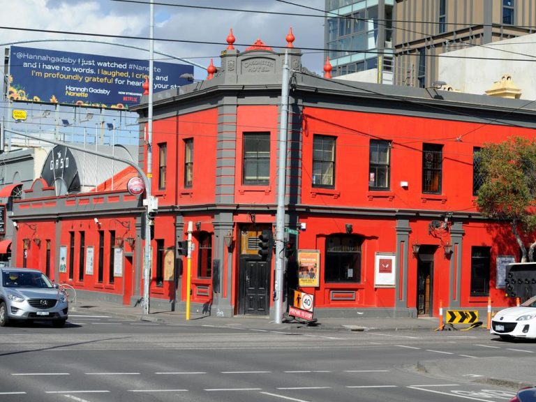 The Gasometer Hotel, The Gem Bar: Collingwood pubs sell, live music alive and well in Melbourne