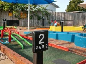Lakes Entrance Mini Golf tees off for sale, could be developed as a home