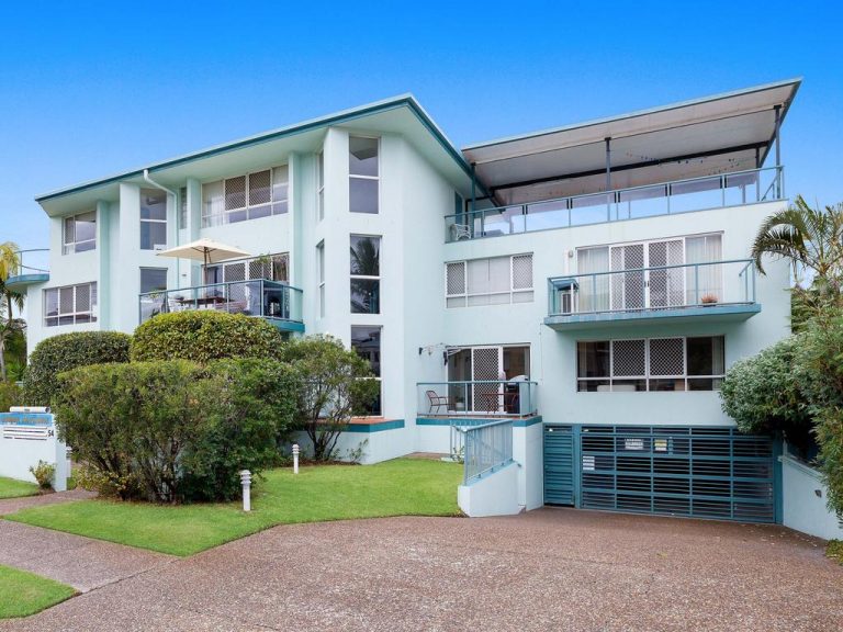 Buyers eye-off prize Mermaid Beach apartment block