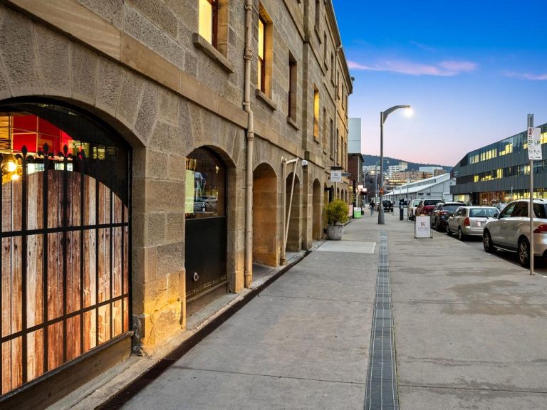 Investors circling Kosaten site sale