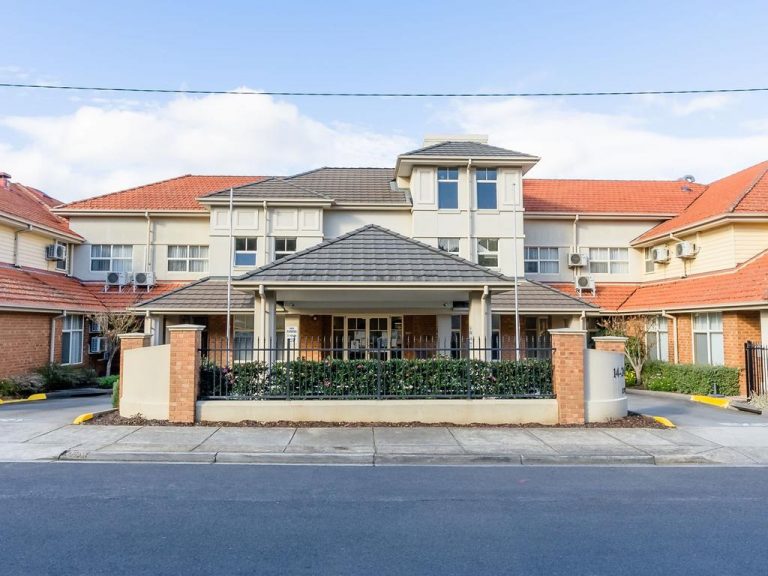 BlueCross Ruckers Hill: Northcote aged-care home where 12 died of Covid-19 for sale