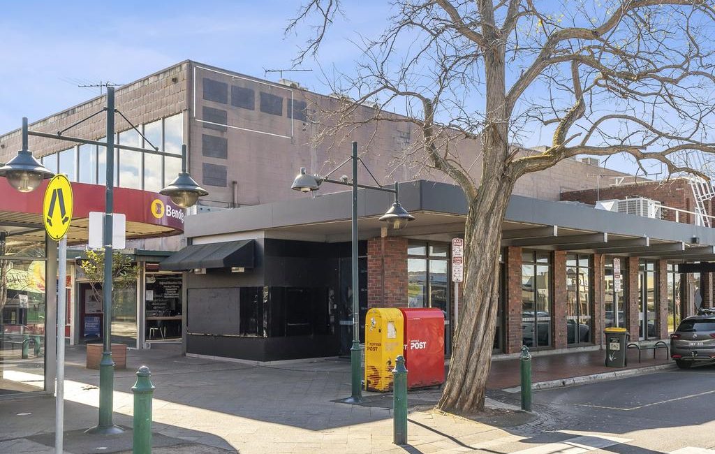 Buyers banking on prime position in Highton