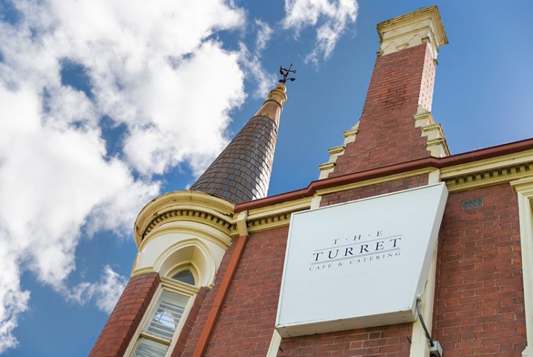 Heritage-listed Ballarat cafe offers two for one opportunity