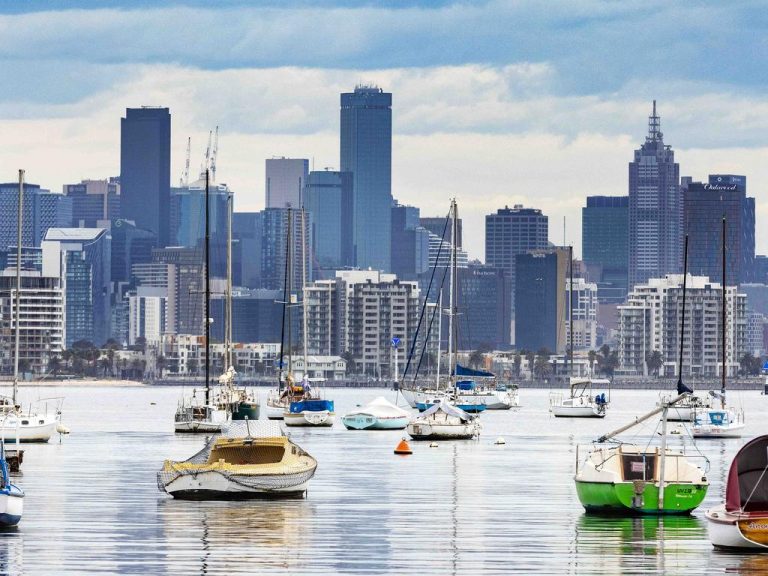Offshore interest rises as billions in Victorian commercial property sells in 2021