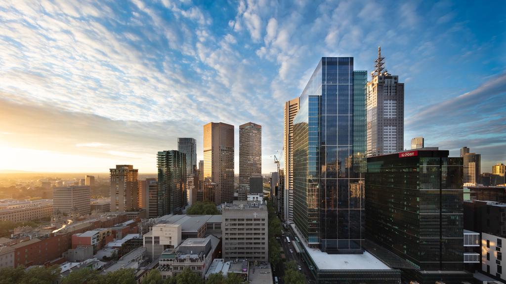 s Southern Cross East has now entered a mature phase following the recent 7 year lease renewal to Victorian Government, the owners want to take advantage of strong interest in high-quality well-located properties in capital cities such as Melbourne from both domestic and offshore buyers.