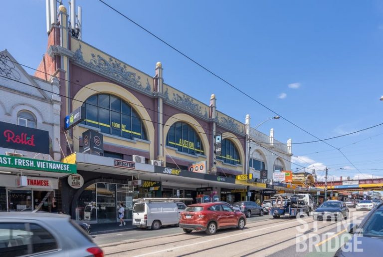 A Woolworths Metro supermarket up for grabs in inner Melbourne