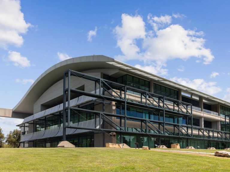 Canberra office sales record set to be broken via listing of Geoscience Australia building