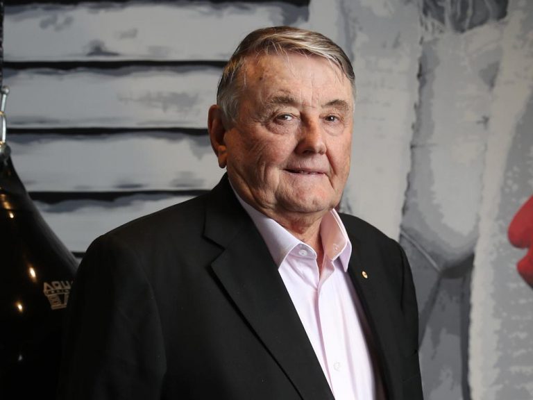 Publican Arthur Laundy in hunt for staff for new Log Cabin Hotel at Penrith