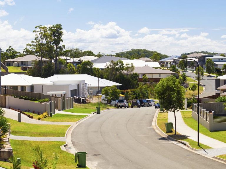 Economy, not government, to influence housing prices