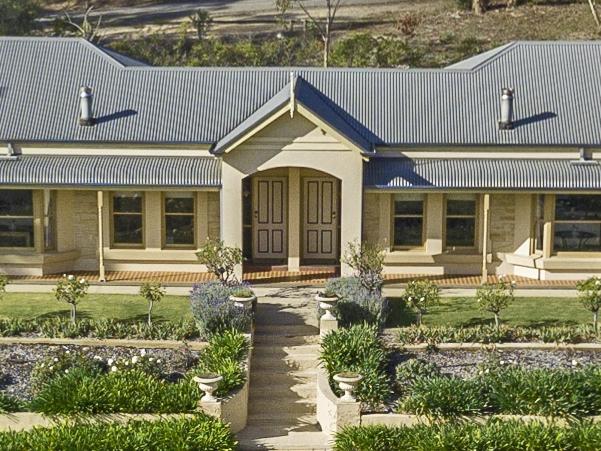 Own a slice of paradise in the heart of wine region