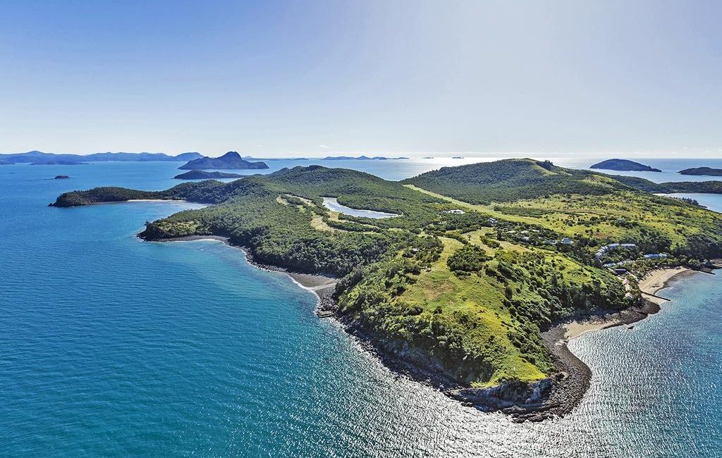 Queensland islands back in the sun as resort schemes take off
