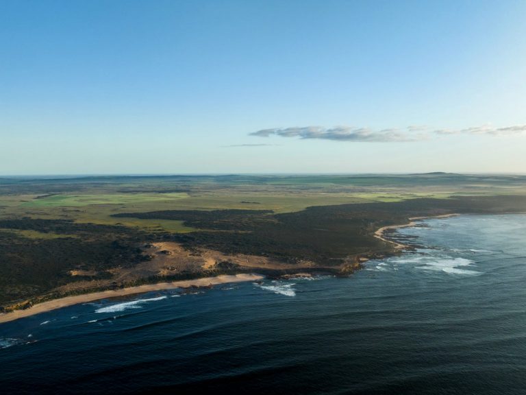 Family selling large farm along Great Australian Bight coastline