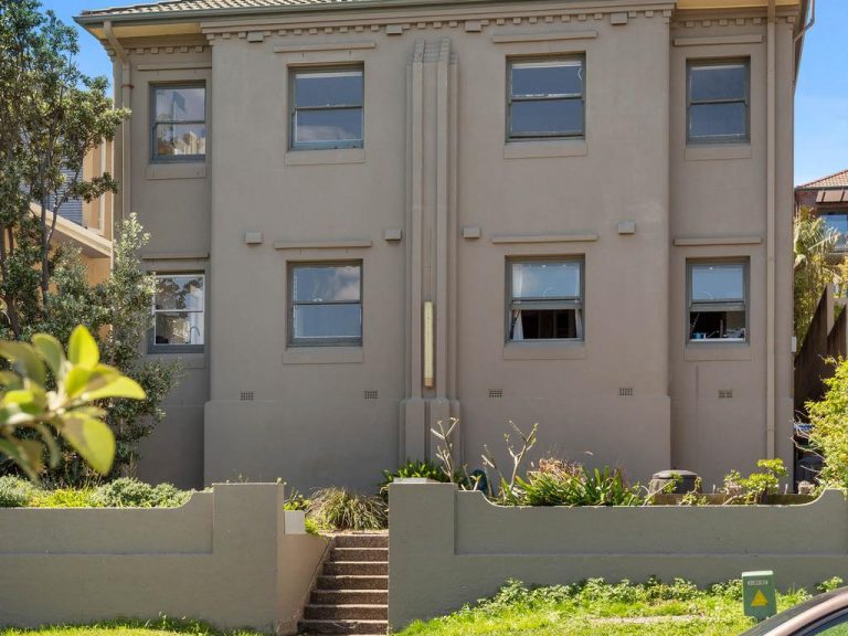 Block of units arrives for sale near Australia’s most famous beach