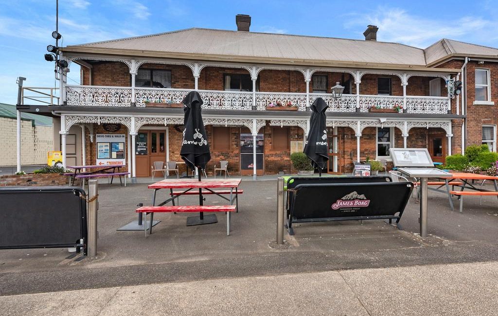 Classic country pub’s first time on market in 42 years