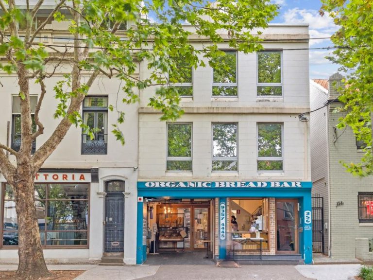 Site of popular Paddington baker Organic Bread Bar on South Dowling St piques commercial buyer interest