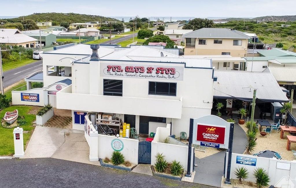 ‘Iconic tavern’ on the Limestone Coast can be yours