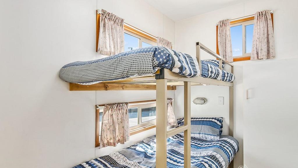 ‘Iconic tavern’ on the Limestone Coast can be yours