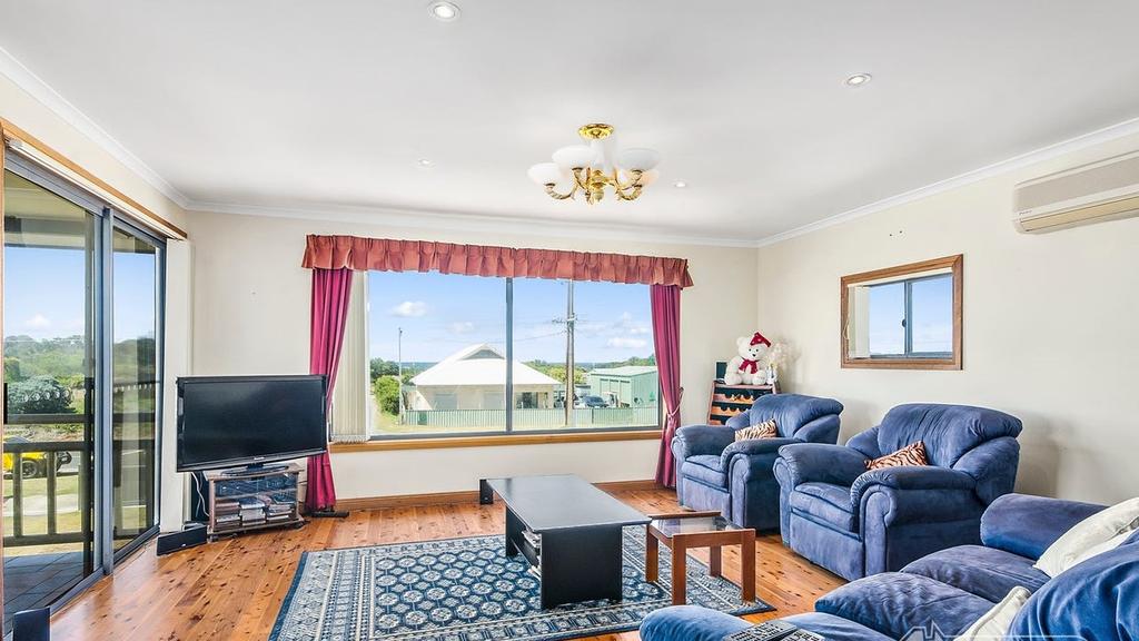 ‘Iconic tavern’ on the Limestone Coast can be yours