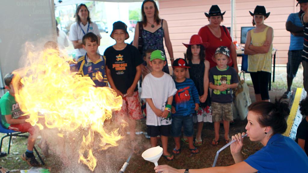 Open Day at CSIRO Atherton. Vanessa Hill demonstrates a great party trick. Pic Tom Lee