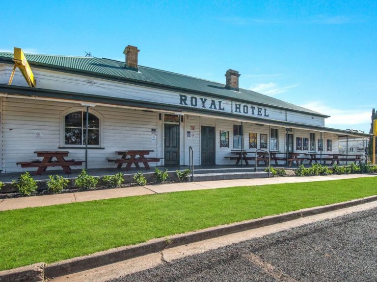 Regional pubs just waiting for a buyer