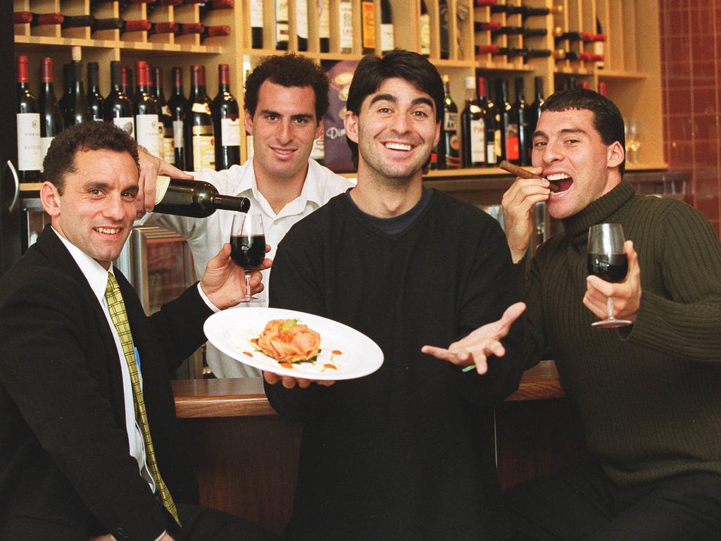07/07/1999 Tony Liberatore, Jose Romero, Paul Dimattina in their new restaurant, Bar 292. /football /food