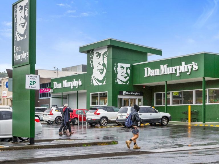 Bellerive Dan Murphy’s, Fernwood Fitness to fetch eight-figure price