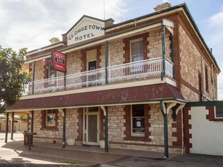Georgetown Hotel in SA’s mid north in need of a new innkeeper