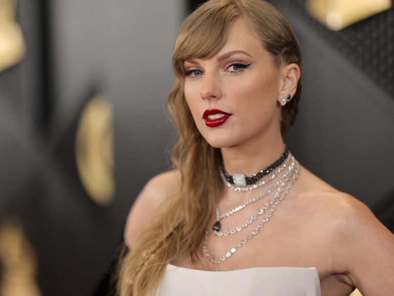 Taylor Swift fans paying five times as much for rooms gives hotel sector boost