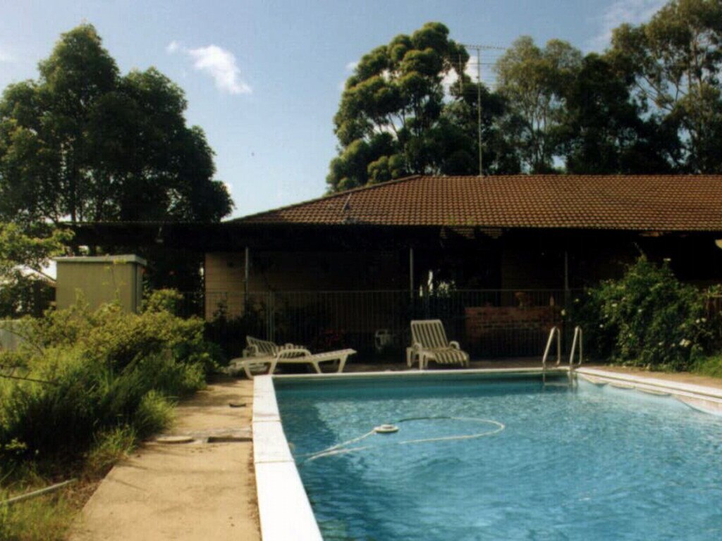 Five bedroom house belonging to the Ogden family at Kurrajong before being renovated by Ian Cubitt's Classic Home Improvements. Ogde/house New South Wales (NSW) / Housing / Real Estate