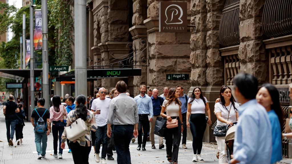 COMMUTERS SYDNEY