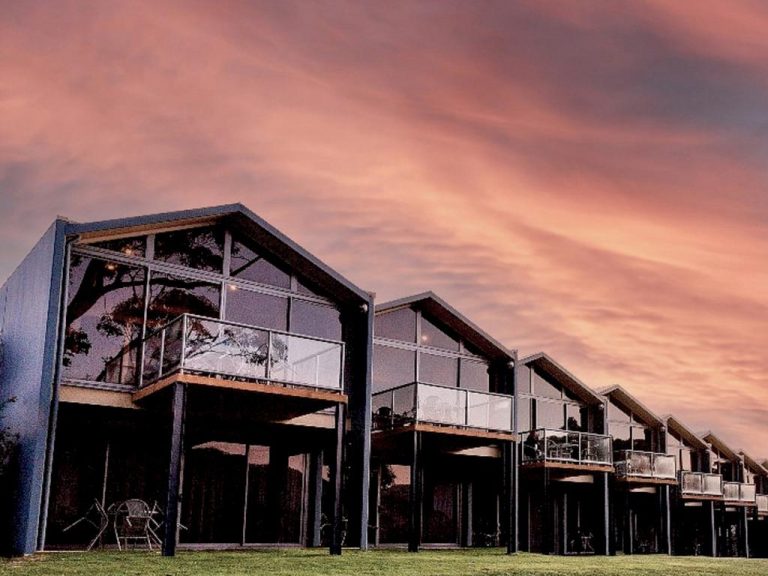 Reg Ansett’s Lufra Hotel seeking $4m-plus