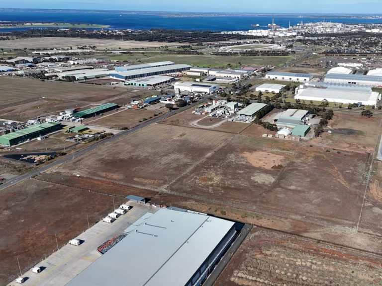 Circa $20m price hopes for Lara land