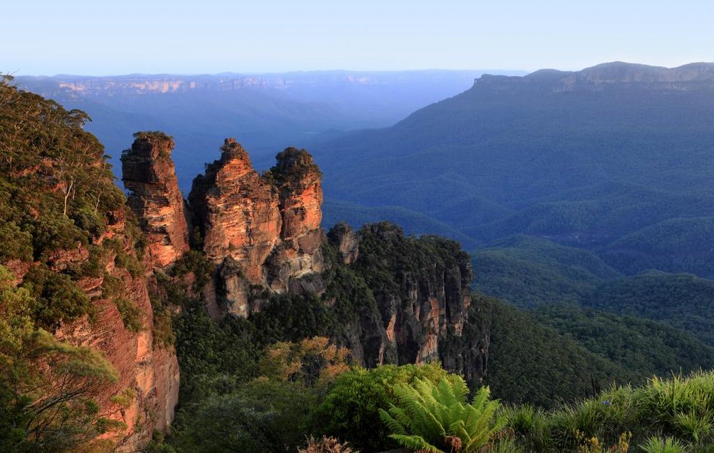 $915m Aussie icon up for grabs