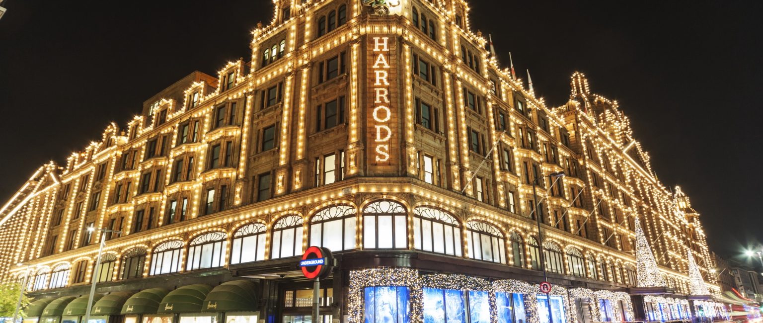 Silver bells: Christmas time in cities around the world