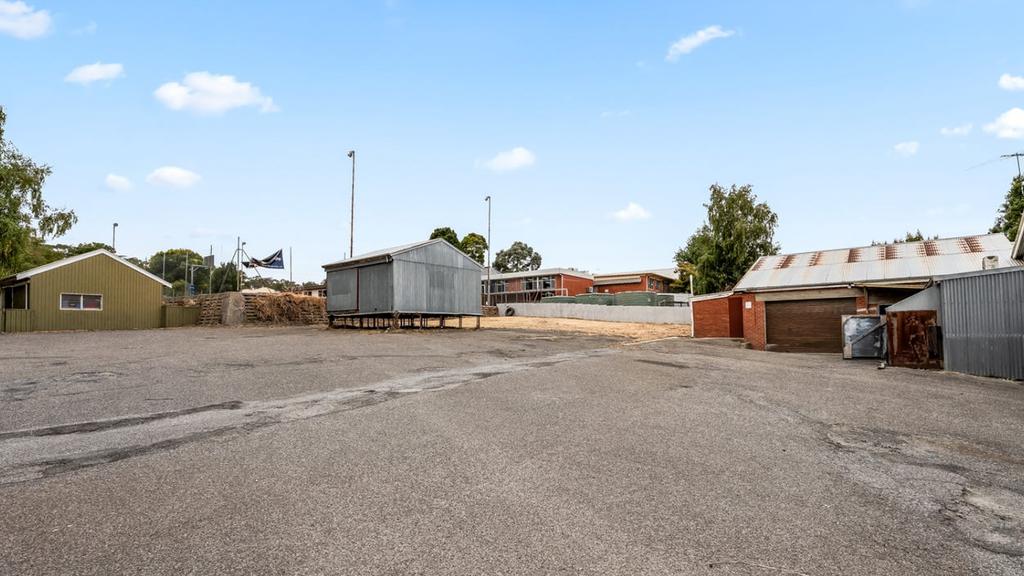Supplied Real Estate 60-60A Main Street, Lobethal