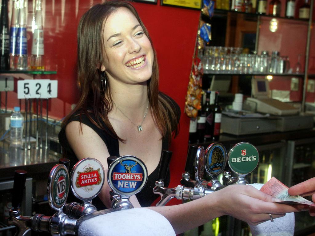 STL NEWS- Hayley Sales, 20, Bondi, works at the Agincourt Hotel, Broadway. pic Sarah Rhodes 29/07/04