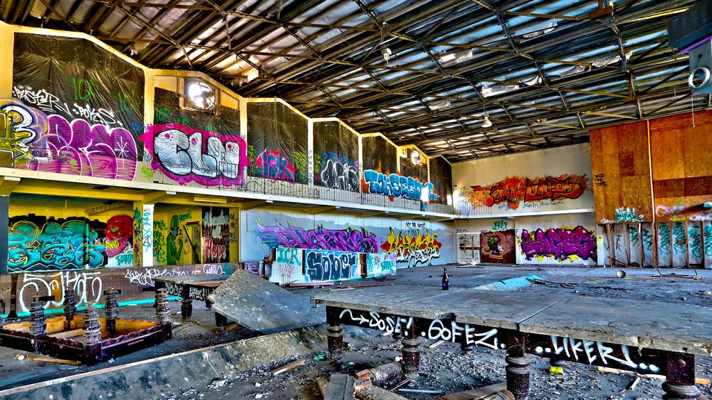 QST_SWN_SKATE_WK14