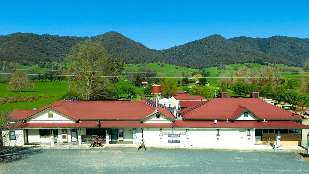 4326 Kiewa Valley Highway, Dederang - for herald sun real estate