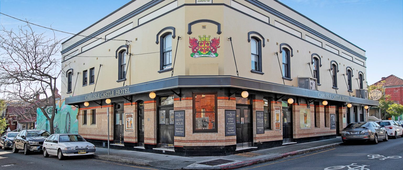 Historic Sydney pub featuring Bob Hawke tribute hits market for first time in 60 years