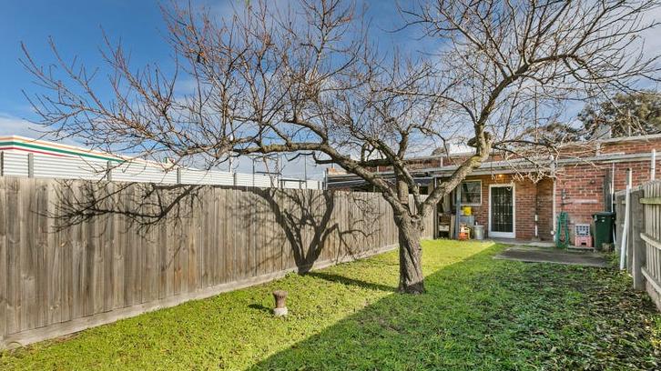 74 & 76-78 Hampshire Rd, Sunshine - for herald sun real estate