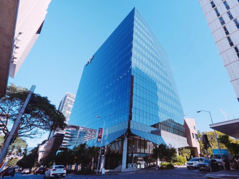 Charter Hall offers stakes in Brisbane and Canberra assets via new trust for wealthy investors