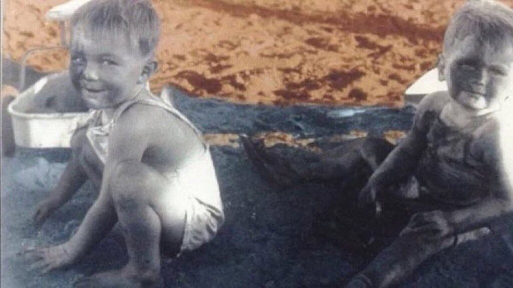 Supplied Real Estate Philip Noble (left) grew up to be a keen footballer before dying from
 mesothelioma at 36. Ross Munroe (right) became a High School Principal and
 died from mesothelioma at 38. Please credit this image: Photo courtesy of the
 Asbestos Diseases Society of Australia Inc.