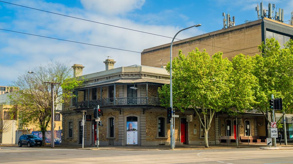 Supplied Real Estate King's Head Hotel