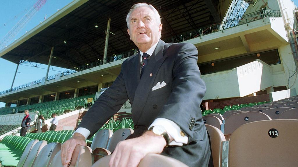 17/04/2003. Melbourne Cricket Club President David Jones at the MCG.