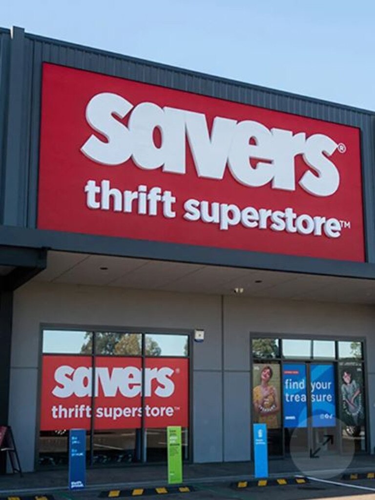 Supplied Real Estate One savvy charity shop flipper made $500 in 30 minutes thanks to an
incredibly niche discovery. Source: TikTok/Flip Weekly/Savers