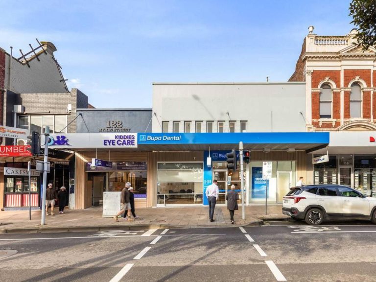 Two Geelong CBD buildings hit market near hospitals