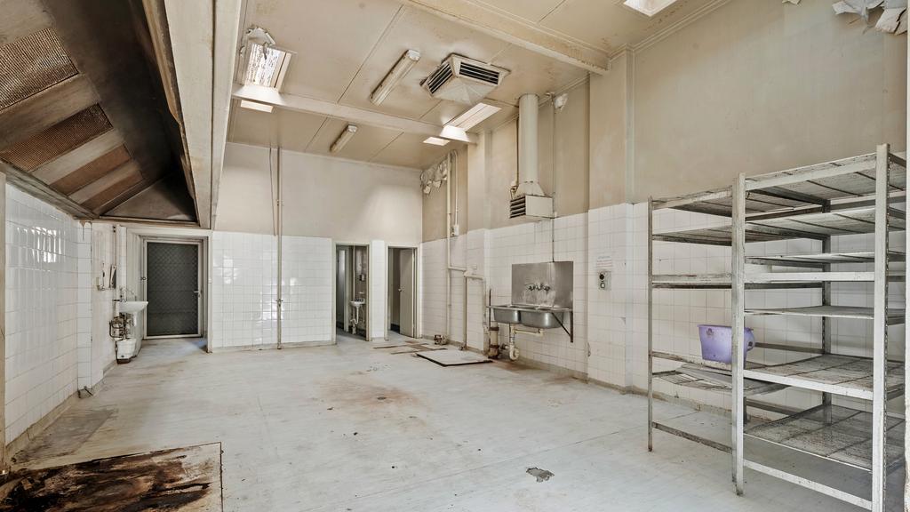 147 Market St, South Melbourne - for herald sun real estate