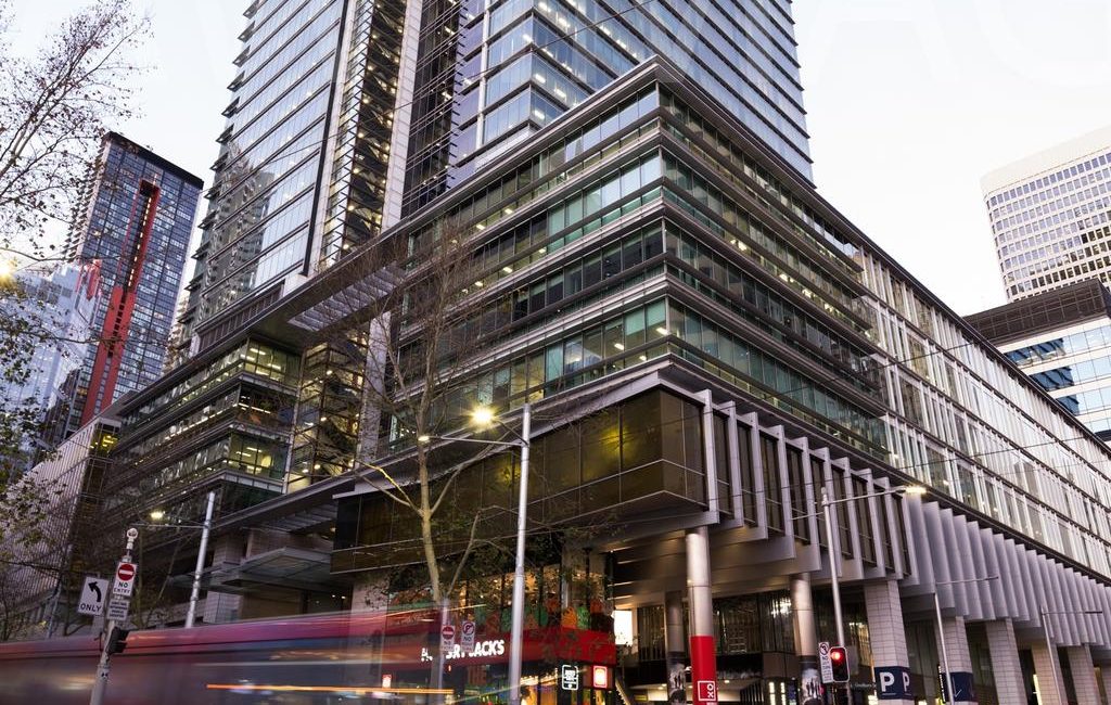 Sydney World Square towers targeted in $450m bid from Investa and Barrenjoey